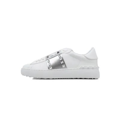 5c4164d3643083a40ed6b76ffcea5bd1 Valentino Rockstud Silver - Image 1