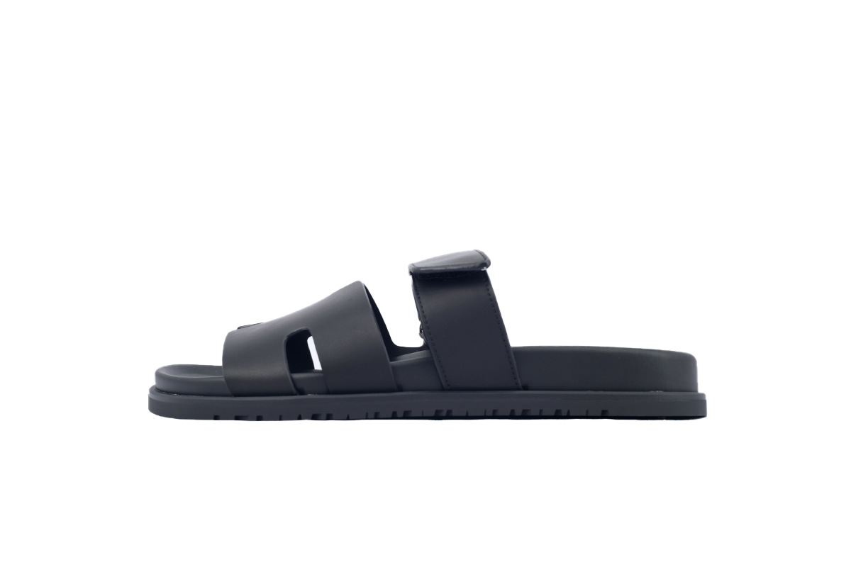 5e2e0871bf6792940a1bc4836fe18324 Hermes Flat Slippers Black - Image 1