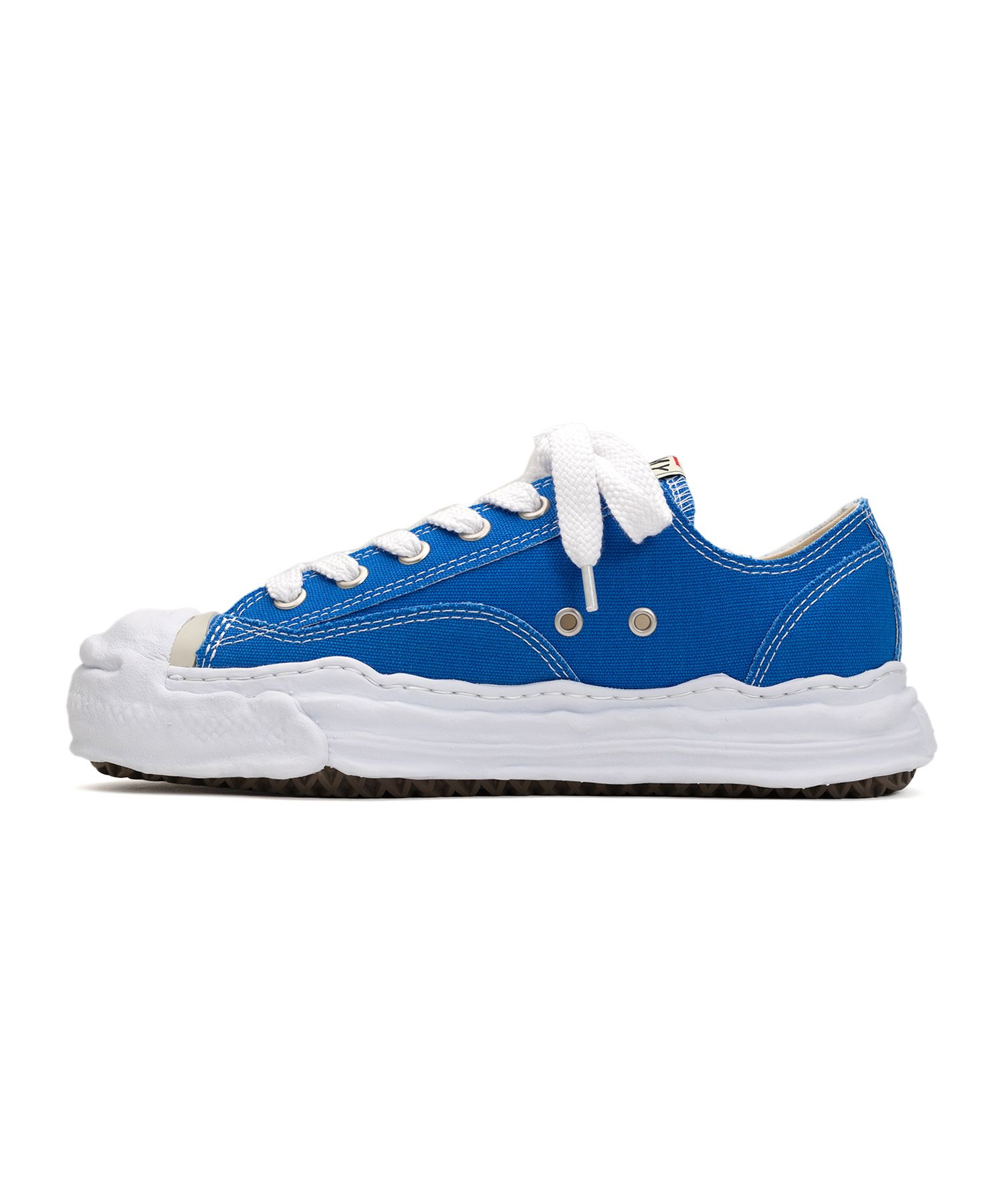 c727f0e7be317067b3291df4fa1cc5a4 Maison MIHARA YASUHIRO "HANK" OG Sole Canvas Low-top Sneaker Blue - Image 1