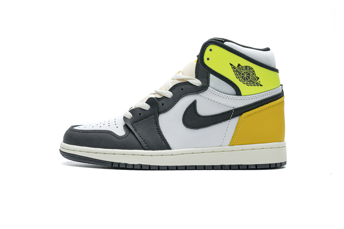 d4fe6b6b6c849f011291b0f5585cdaa5 Air Jordan 1 Retro High White Black Volt University Gold 555088-118 - Image 1