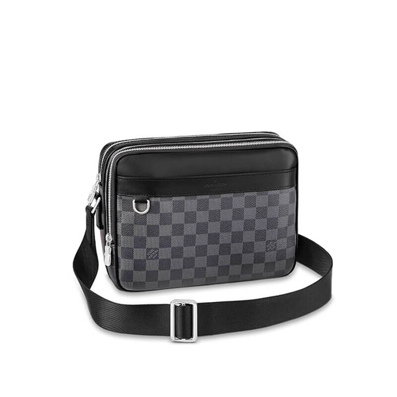 f9a5cd21d2315a33c92827e1e56086e2 LV Trocadero Messenger Bag - Image 1